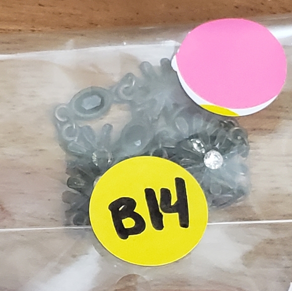 Vintage Dainty Daisy With Rhinestone Center Brownish Bronze Metal 8.5" long - Picture 7 of 9